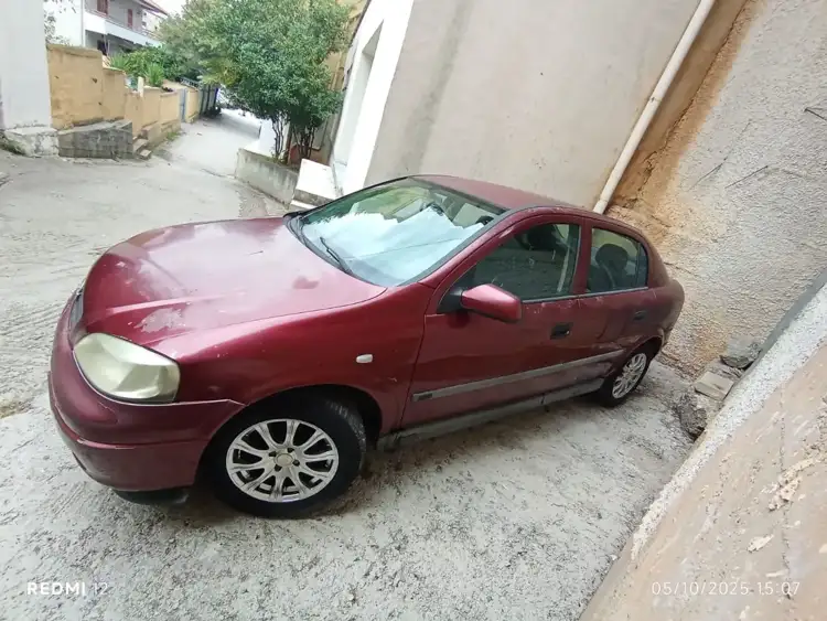 Opel Astra 1998 E Kuqe ne Tiranë