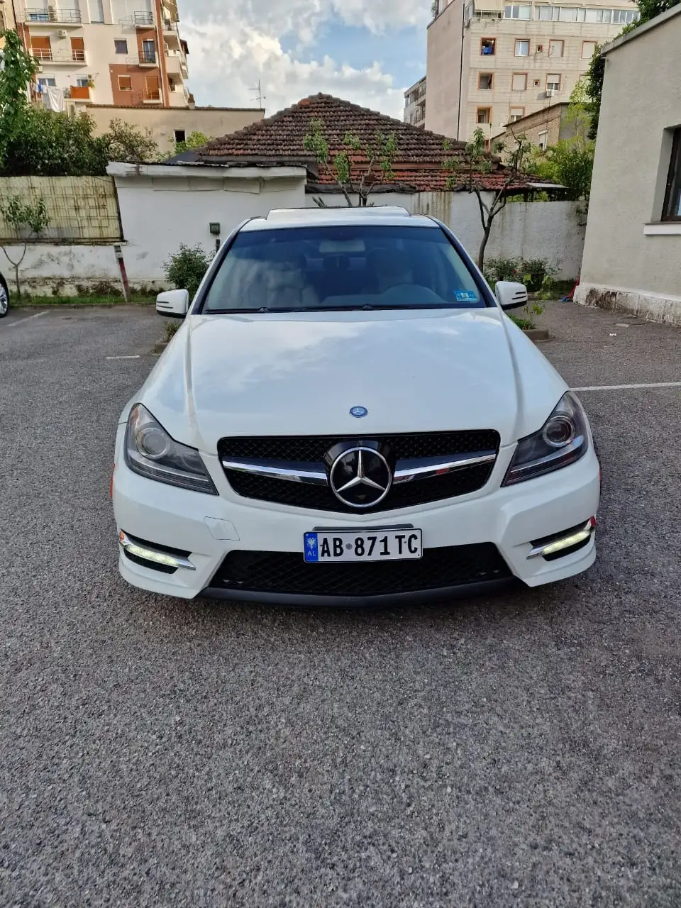 Mercedes-Benz C 300 2013 E Bardhë ne Tiranë