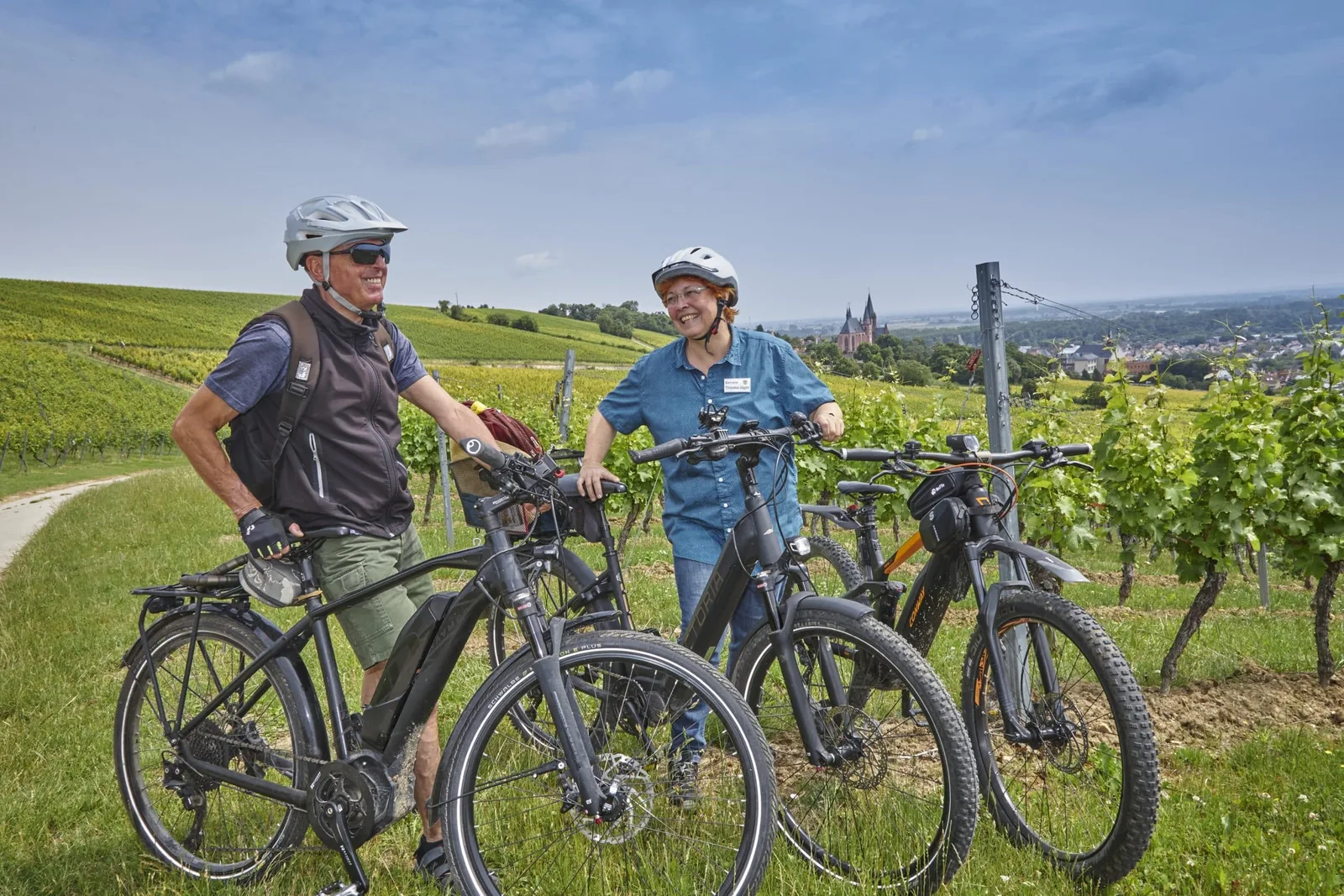 Pedale, Wein & Kultur: Oppenheims geführte E-Bike-Tour startet