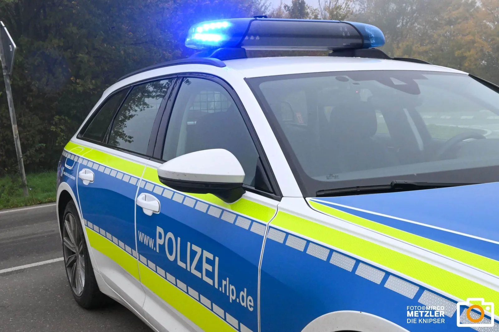 Verkehrsunfall mit Fahrerflucht in Osthofen: Fußgänger verletzt