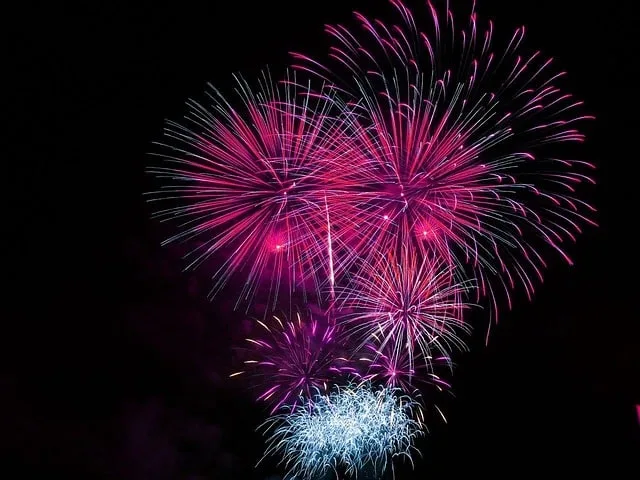 Pfingstmarkt setzt auf sanftes Spektakel: Neues Feuerwerk sorgt für Staunen