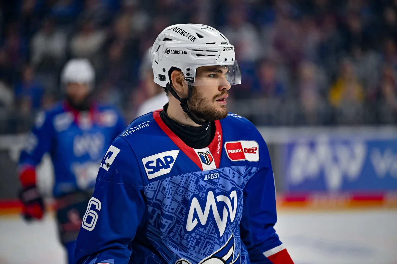 Schock im Finale: Adler Mannheim verlieren Maximilian Heim nach Gehirnerschütterung