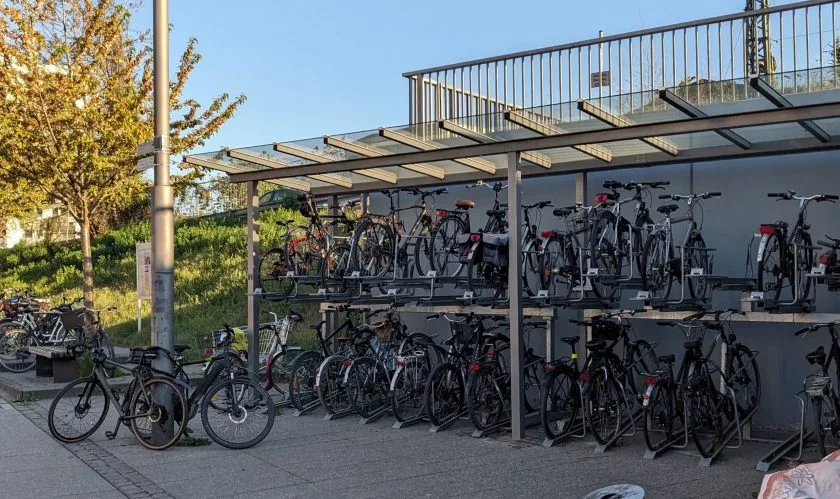 Grüne fordern bessere Fahrradabstellanlagen am Wormser Hauptbahnhof