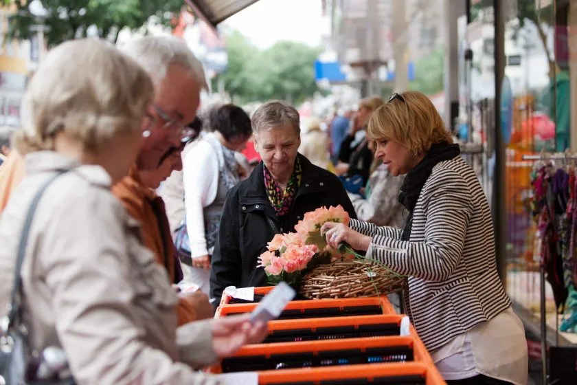 Schnäppchenjagd mit Innenstadt-Flair: Worms wird zum großen Einzelhandelsflohmarkt