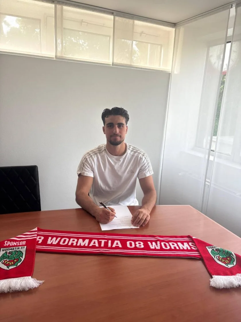 Wormatia Worms verpflichtet Defensiv-Allrounder Emre Sah