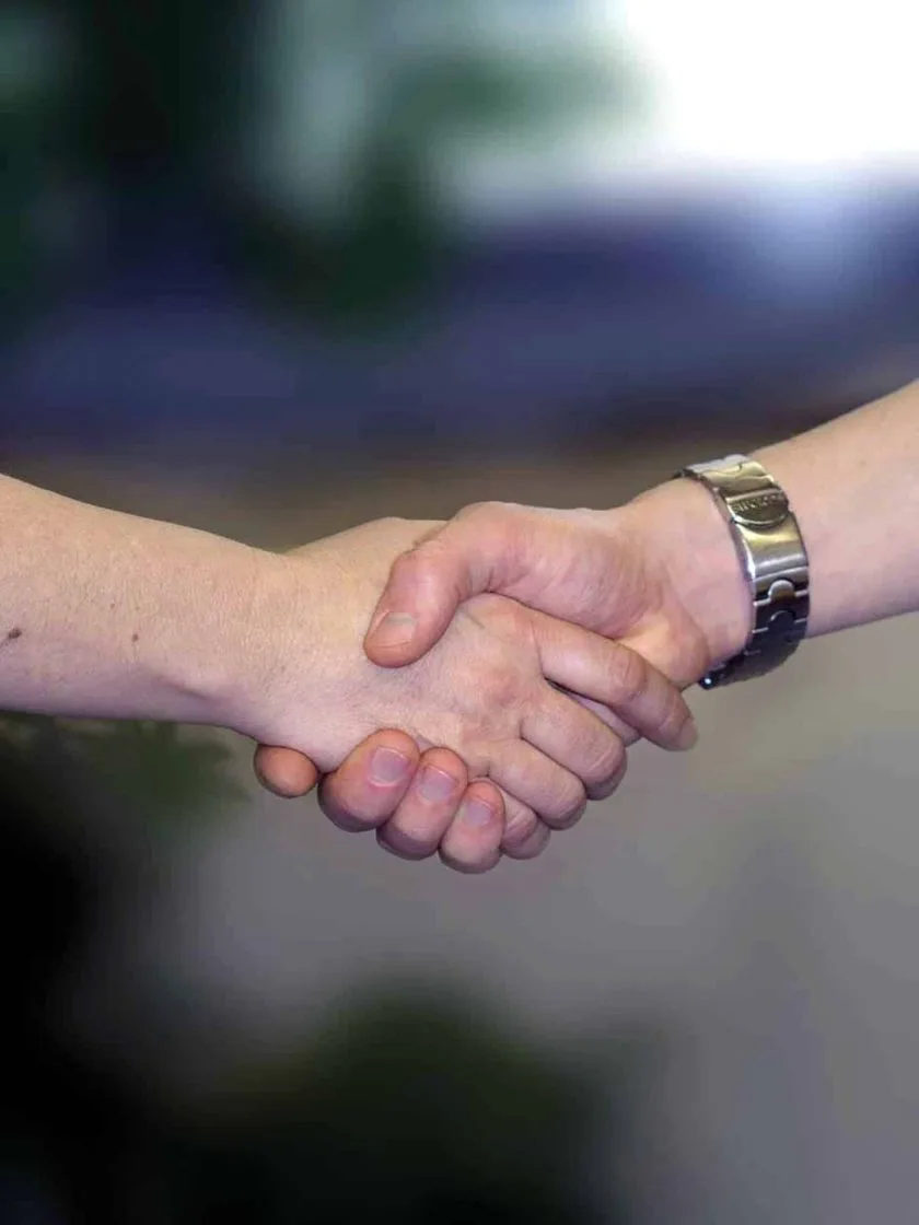 Gemeinsam gegen Antiziganismus: LKA und Meldestelle schließen Kooperation
