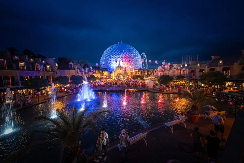 Sommer bis Mitternacht: Europa-Park feiert gleich zwei große Sommernachtspartys