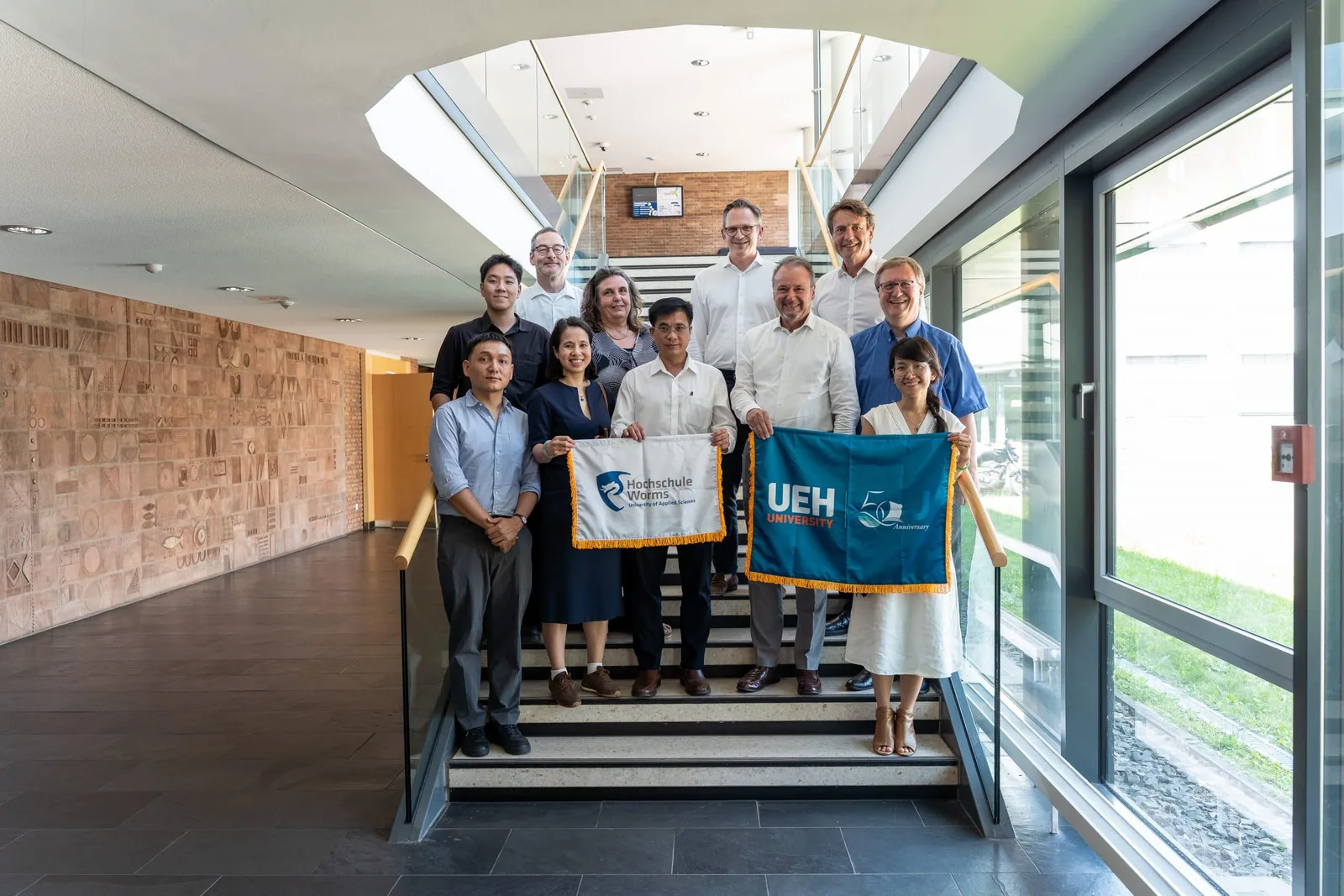 Hochschule Worms vertieft Partnerschaft mit Vietnam