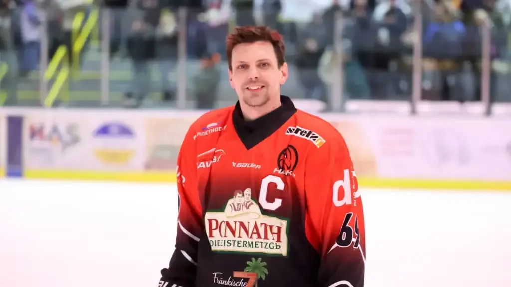 Foto: Kapitän Christian Dietrich wird neuer Hawks-Rekordspieler