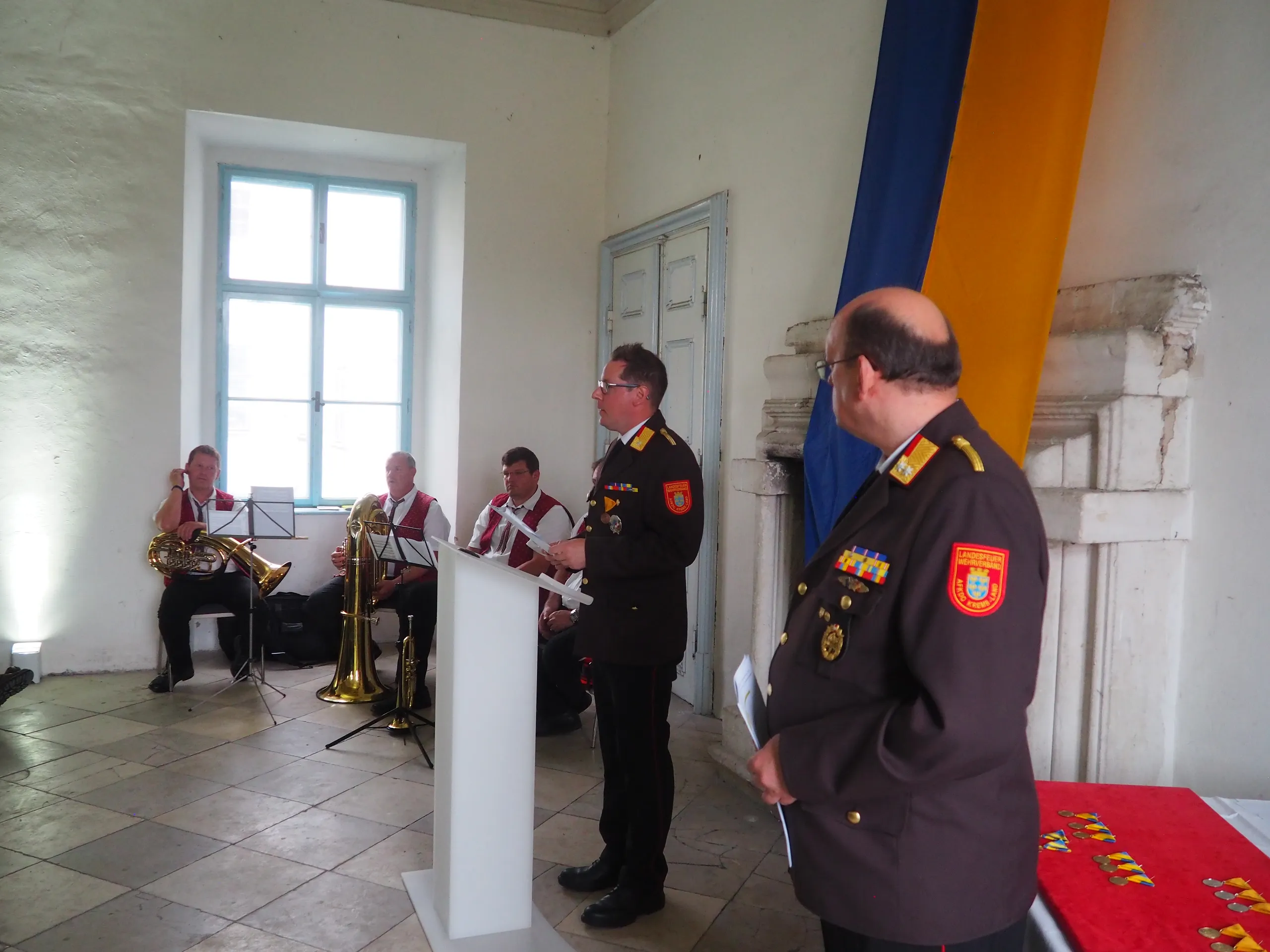 Gallery image 10 - Verdiente Feuerwehrmitglieder beim Abschnittsfeuerwehrtag in Dross geehrt 