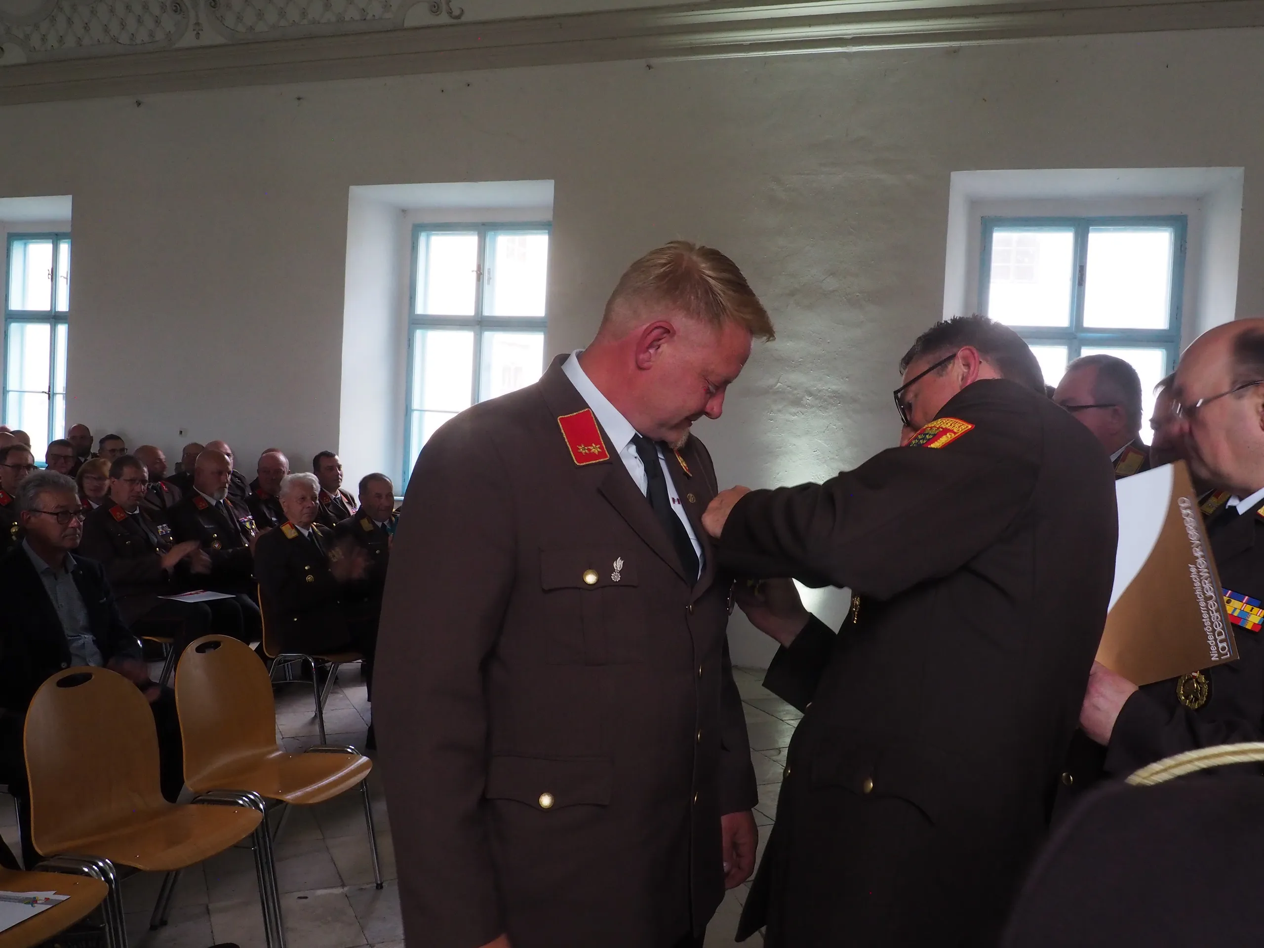 Gallery image 4 - Verdiente Feuerwehrmitglieder beim Abschnittsfeuerwehrtag in Dross geehrt 