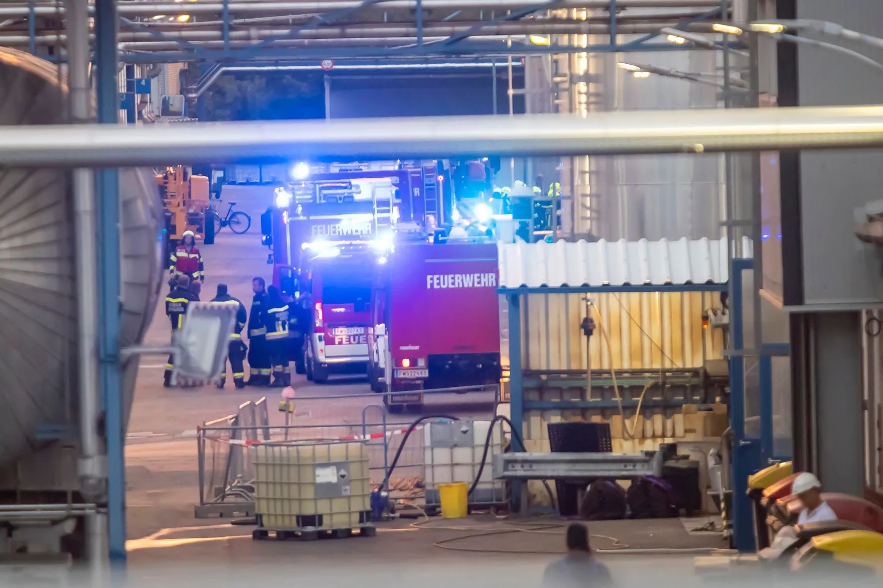 Gallery image 6 - Brand in Kremser Chemiebetrieb