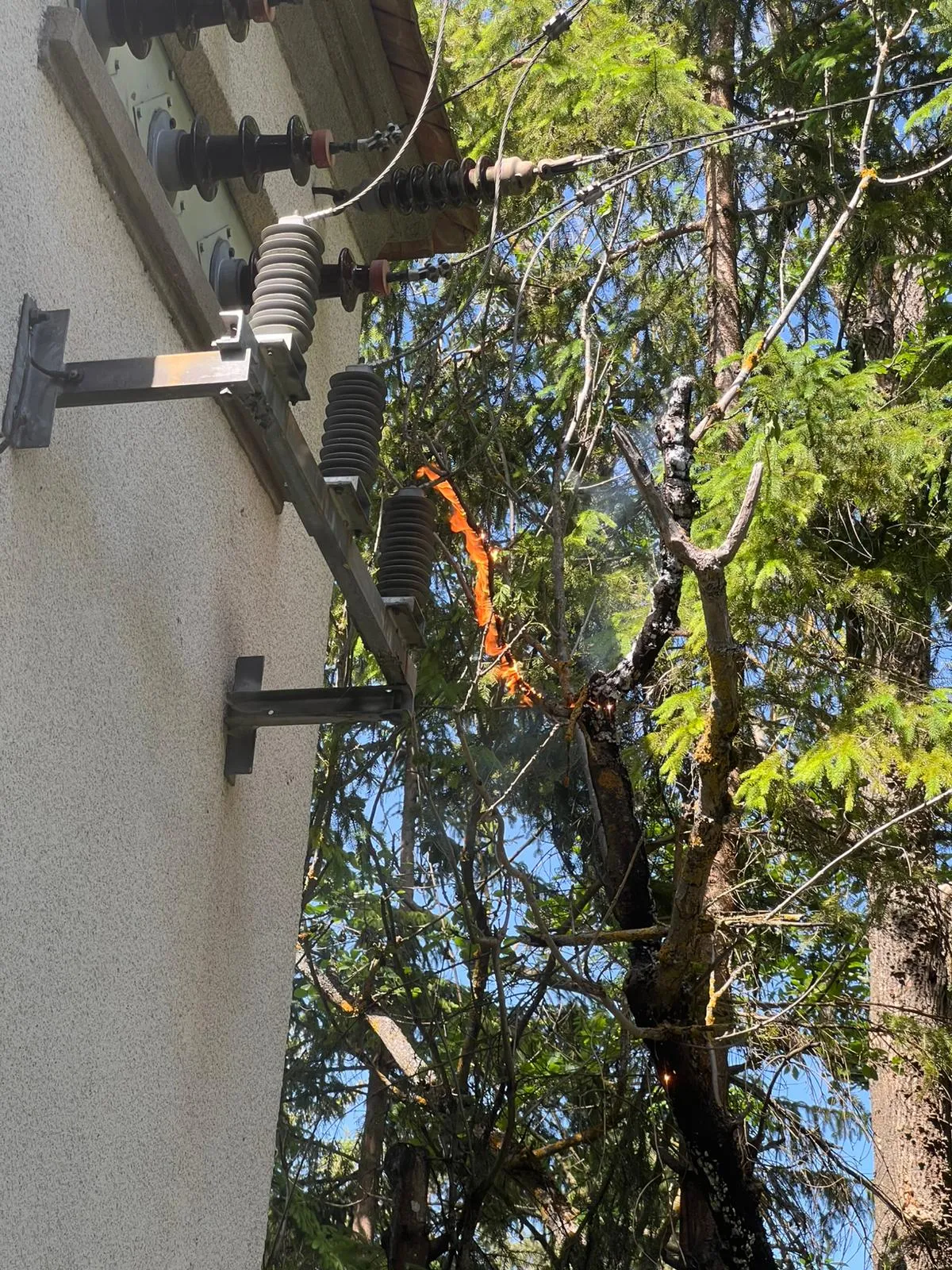 Gallery image 3 - Trafobrand in Gutenstein-Vorderbruck