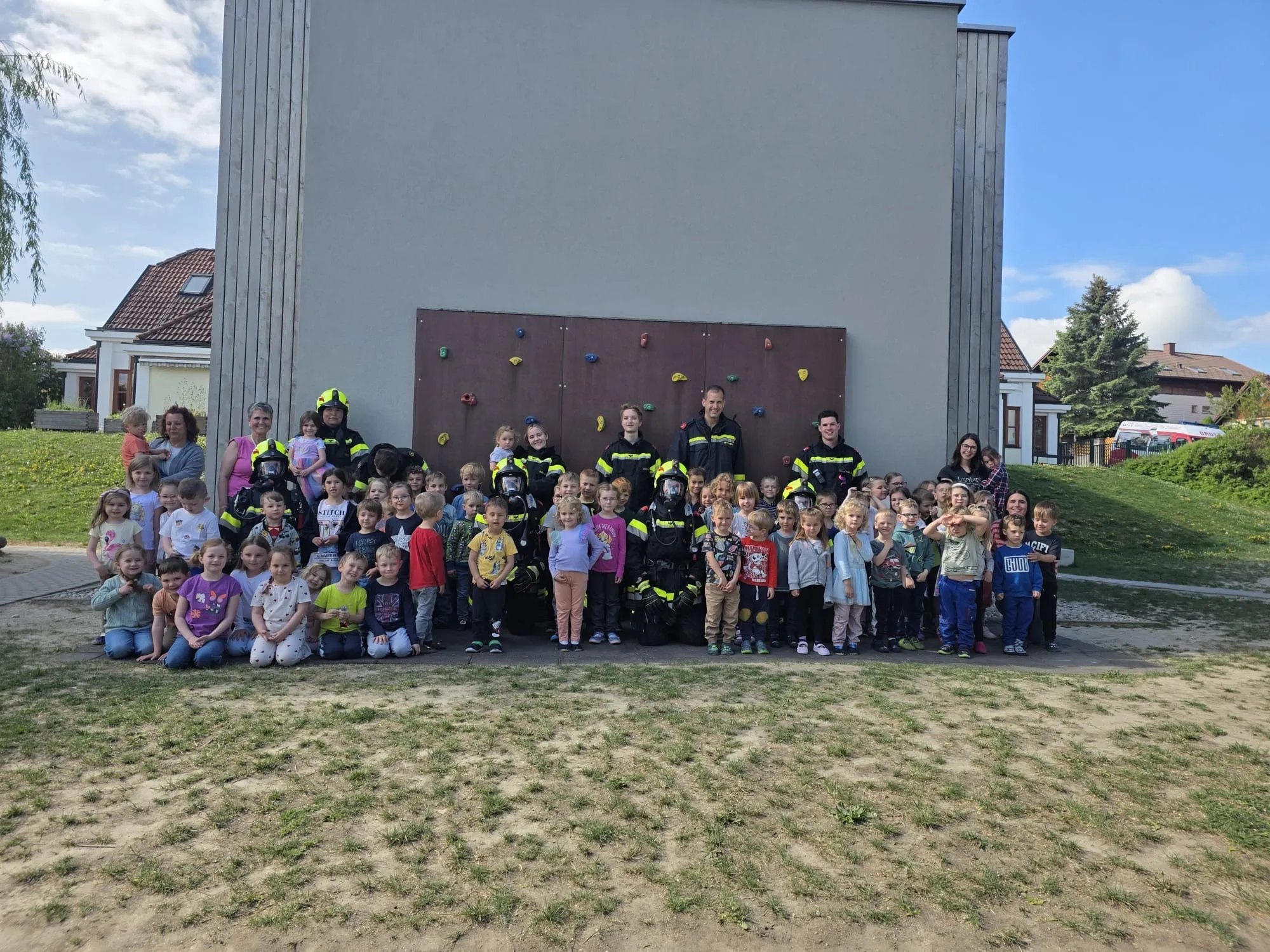 Evakuierungsübung mit dem Kindergarten Droß