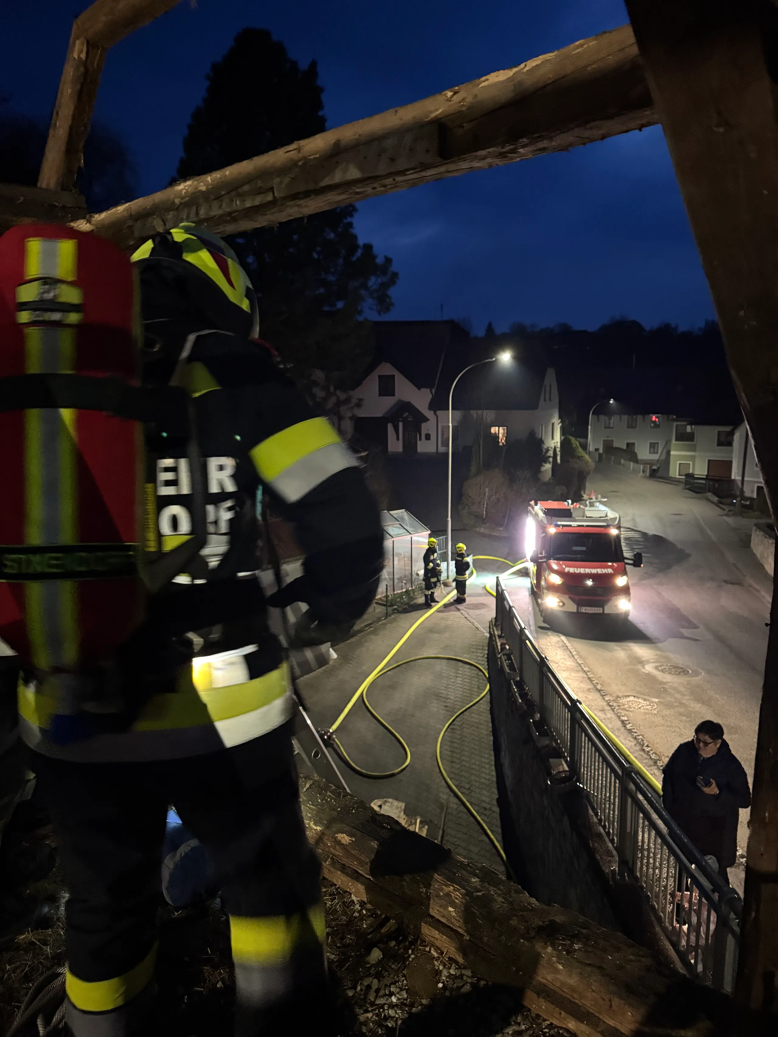 Übung B2: Baustellenbrand und Menschenrettung