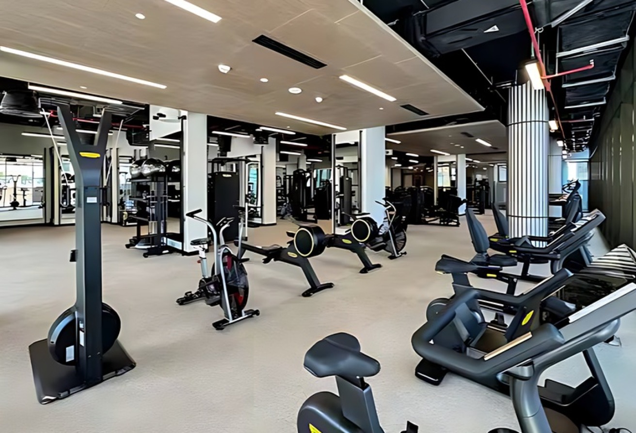 HIGH ROI STUDIO | CANAL VIEWS | PENINSULA ONE - 9