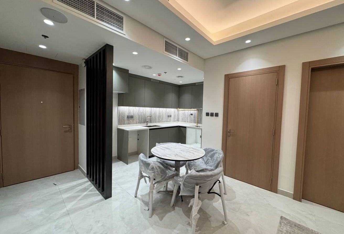 FULLY FURNISHED | FAMILY COMMUNITY | SKYLINE VIEW - 2