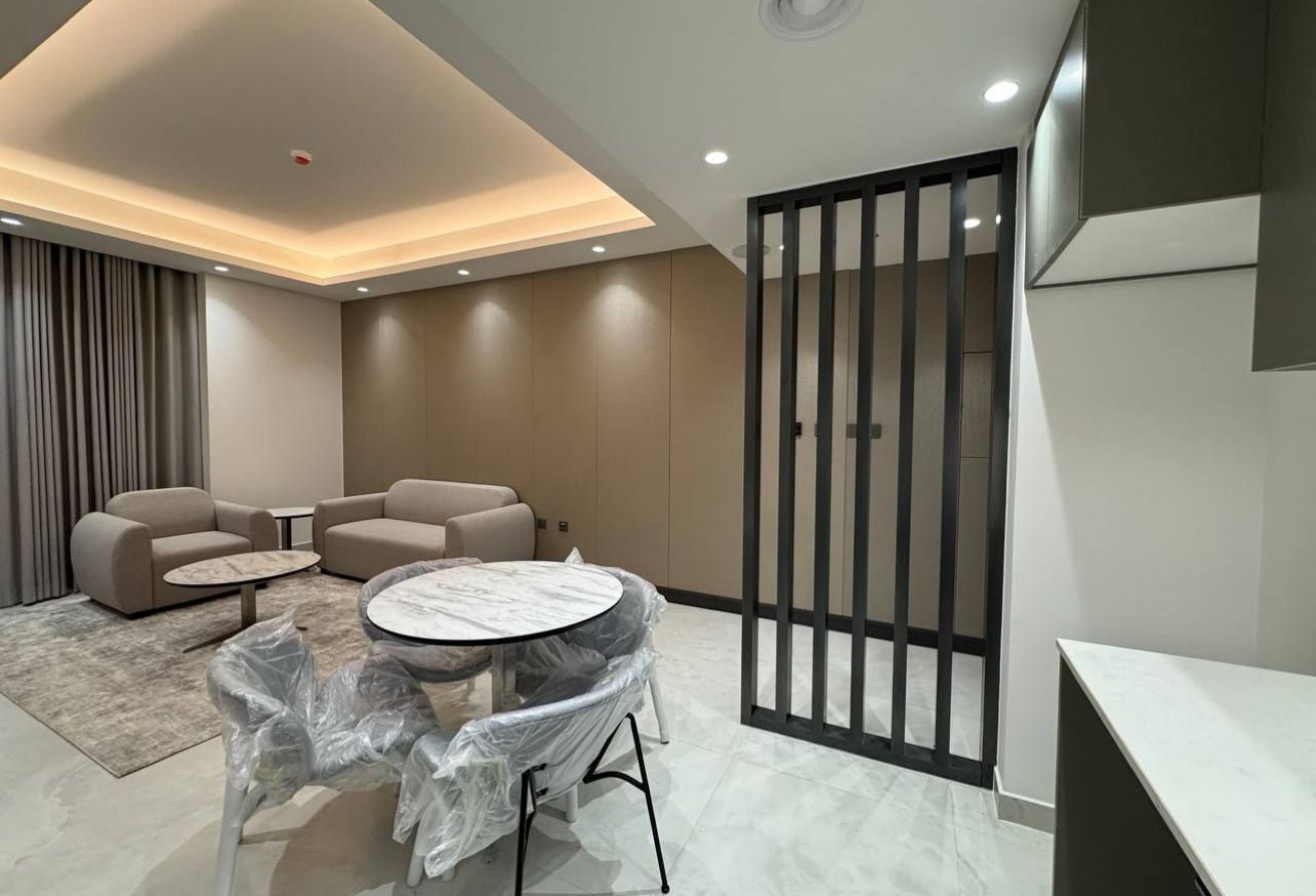 FULLY FURNISHED | FAMILY COMMUNITY | SKYLINE VIEW - 4