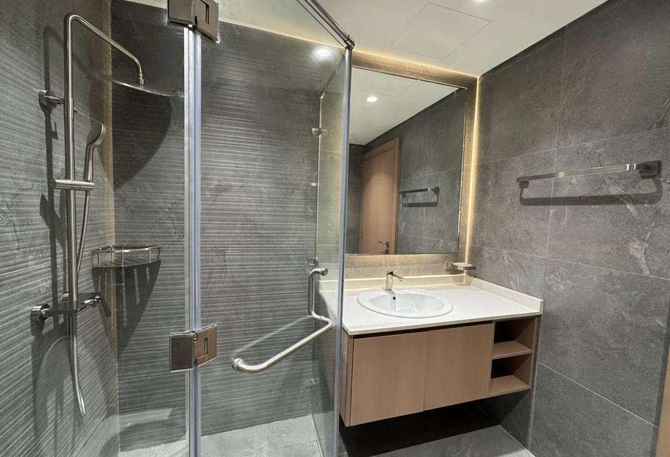 FULLY FURNISHED | FAMILY COMMUNITY | SKYLINE VIEW - 13