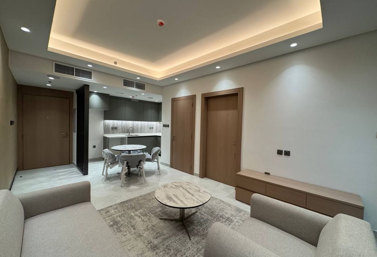 FULLY FURNISHED | FAMILY COMMUNITY | SKYLINE VIEW