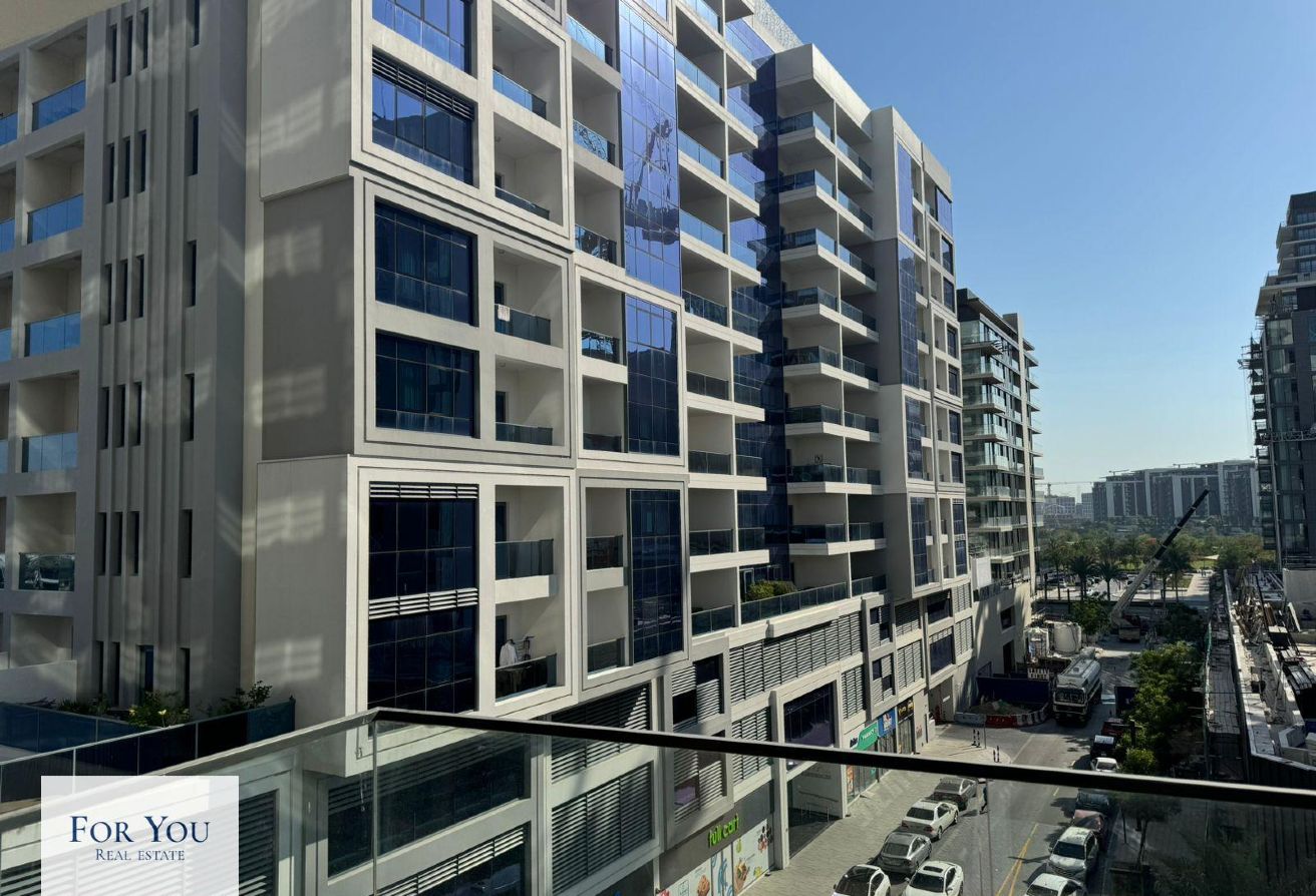 FULLY FURNISHED | PRIME LOCATION | READY TO MOVE - 15