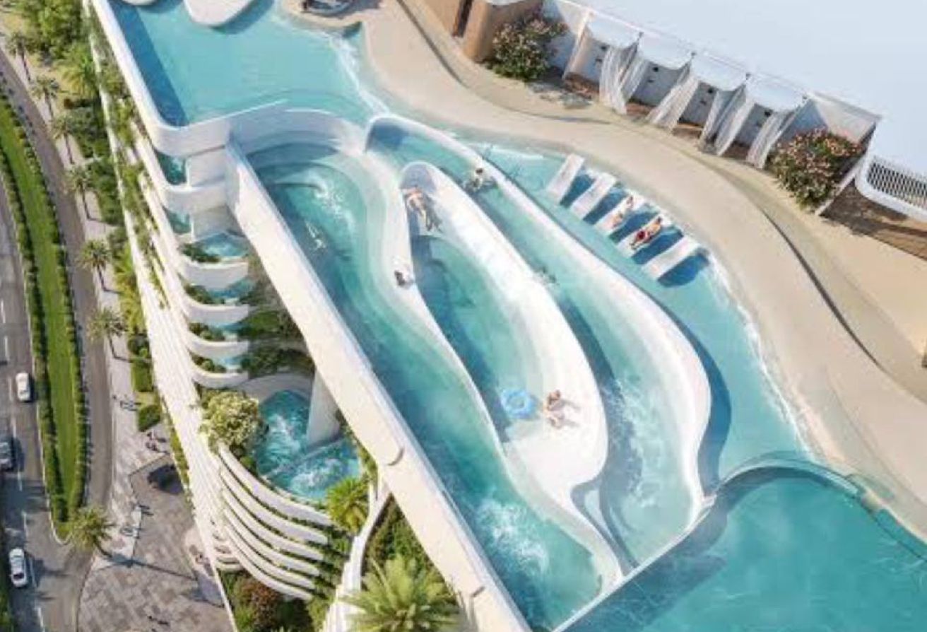 LUXURY LIVING | PRIME LOCATION | HIGH QUALITY - 5