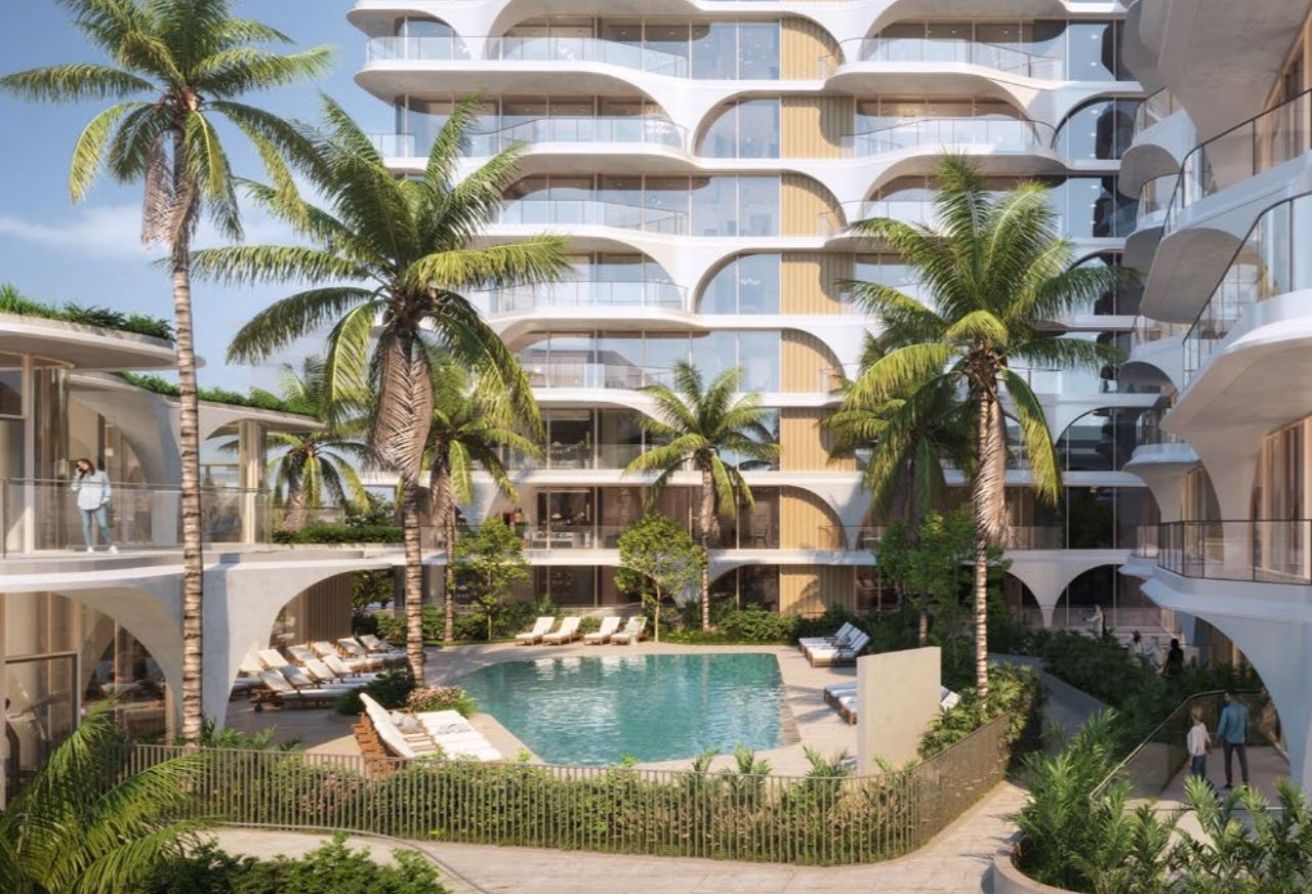 PRIVATE BALCONY | LANDSCAPED GARDENS | BEACHFRONT - 14