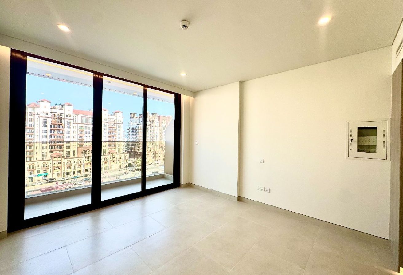 BRAND NEW BUILDING | READY TO MOVE | GOLF LINKS - 2