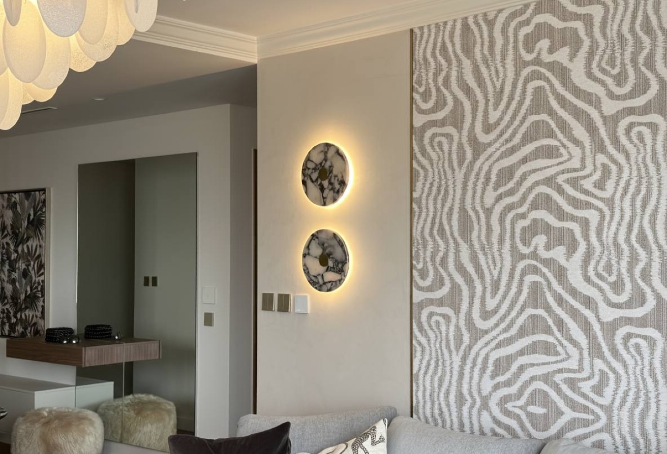 MARINA VIEW | UPGRADED | LUXURY | HIGH FLOOR - 19