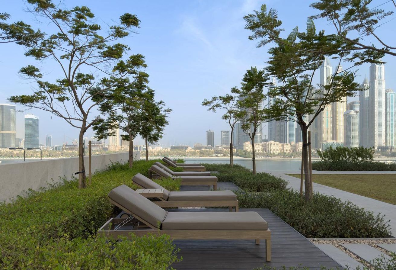 MARINA VIEW | UPGRADED | LUXURY | HIGH FLOOR - 28