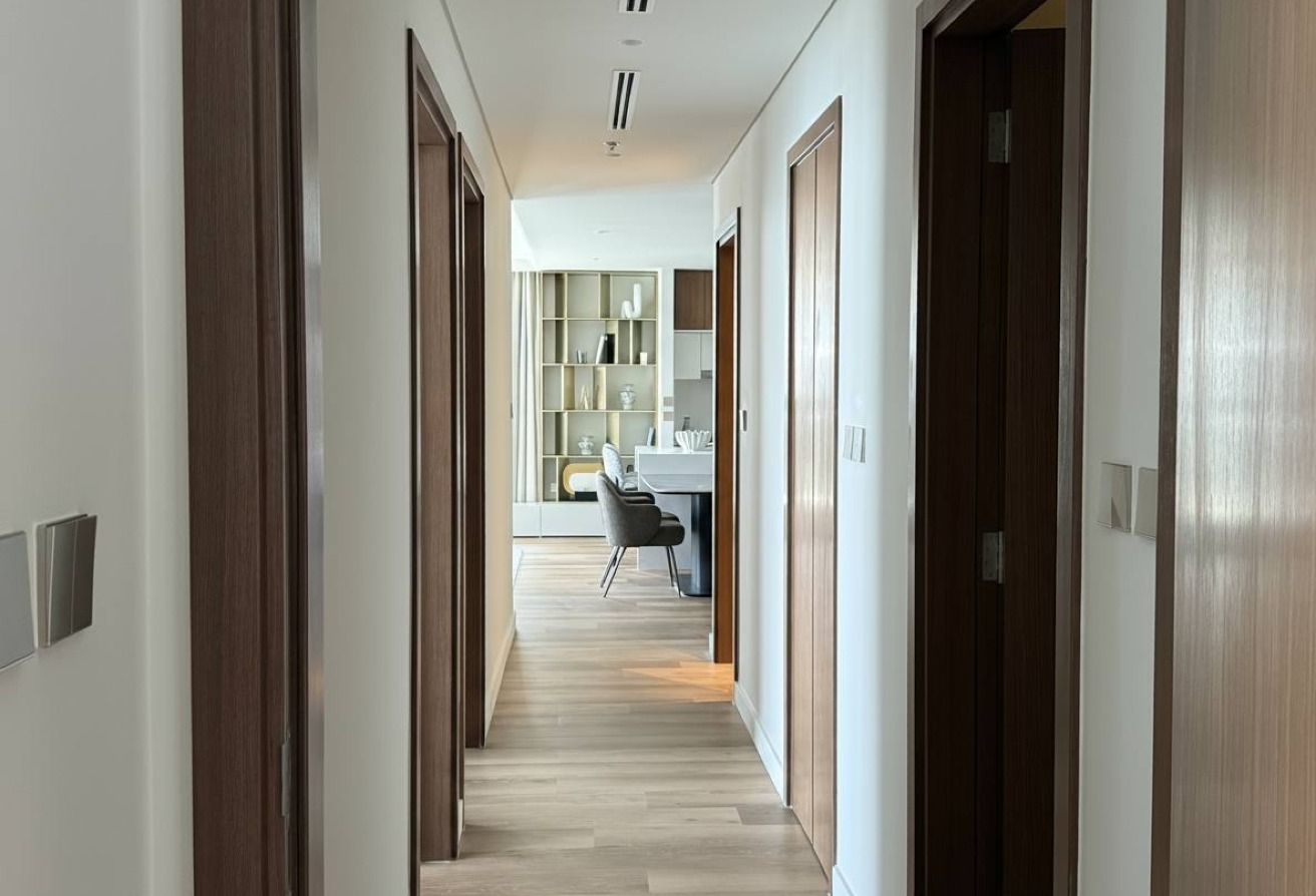 MARINA VIEW | UPGRADED | LUXURY | HIGH FLOOR - 26