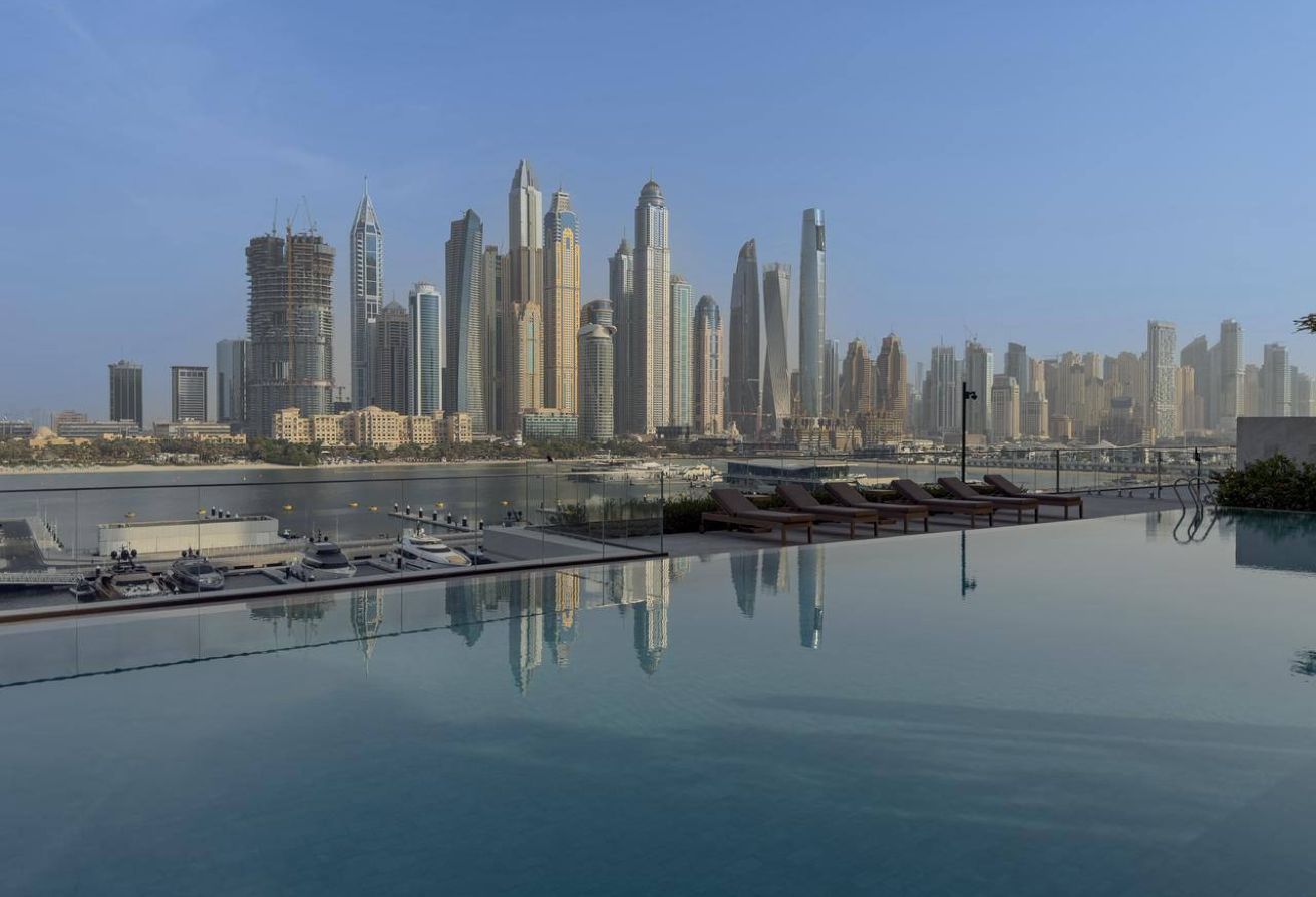 MARINA VIEW | UPGRADED | LUXURY | HIGH FLOOR - 29