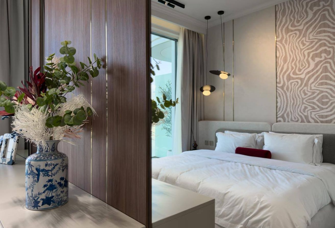 MARINA VIEW | UPGRADED | LUXURY | HIGH FLOOR - 3