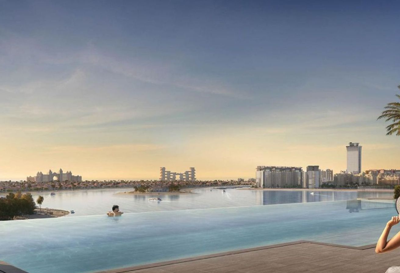 COVERED PARKING | PRIME LOCATION | PRIVATE BEACH - 5