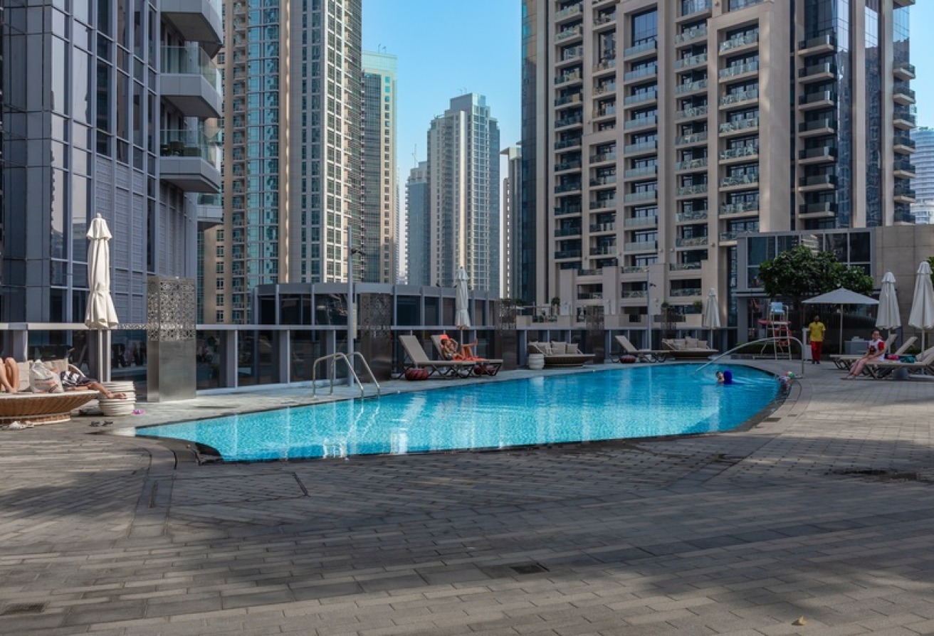 LUXURY 3BR | BURJ KHALIFA VIEW | OPERA GRAND - 14