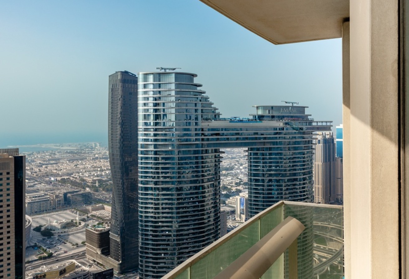 SPACIOUS 2BR | SKYLINE VIEWS | BURJ VISTA - 8