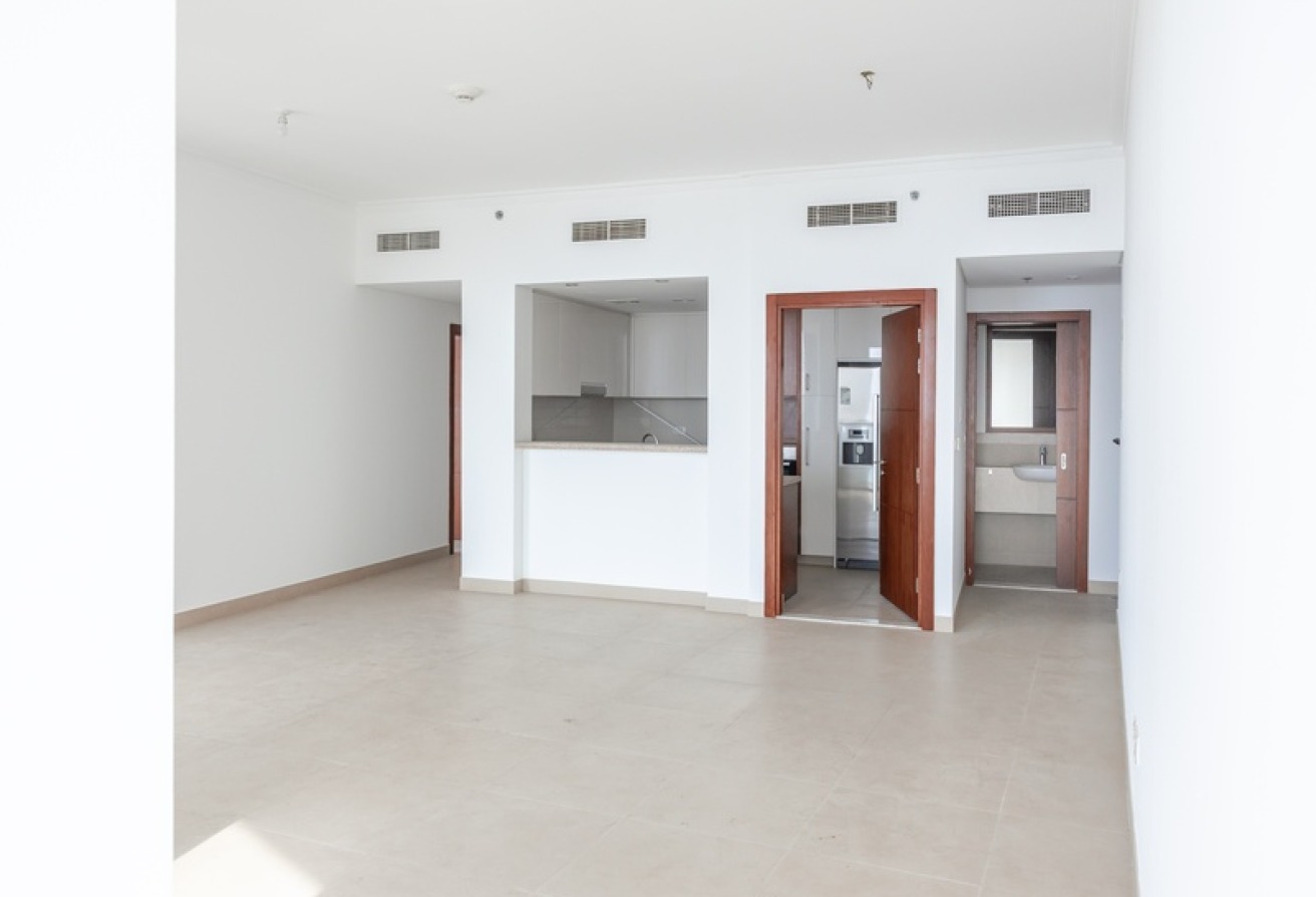 SPACIOUS 2BR | SKYLINE VIEWS | BURJ VISTA