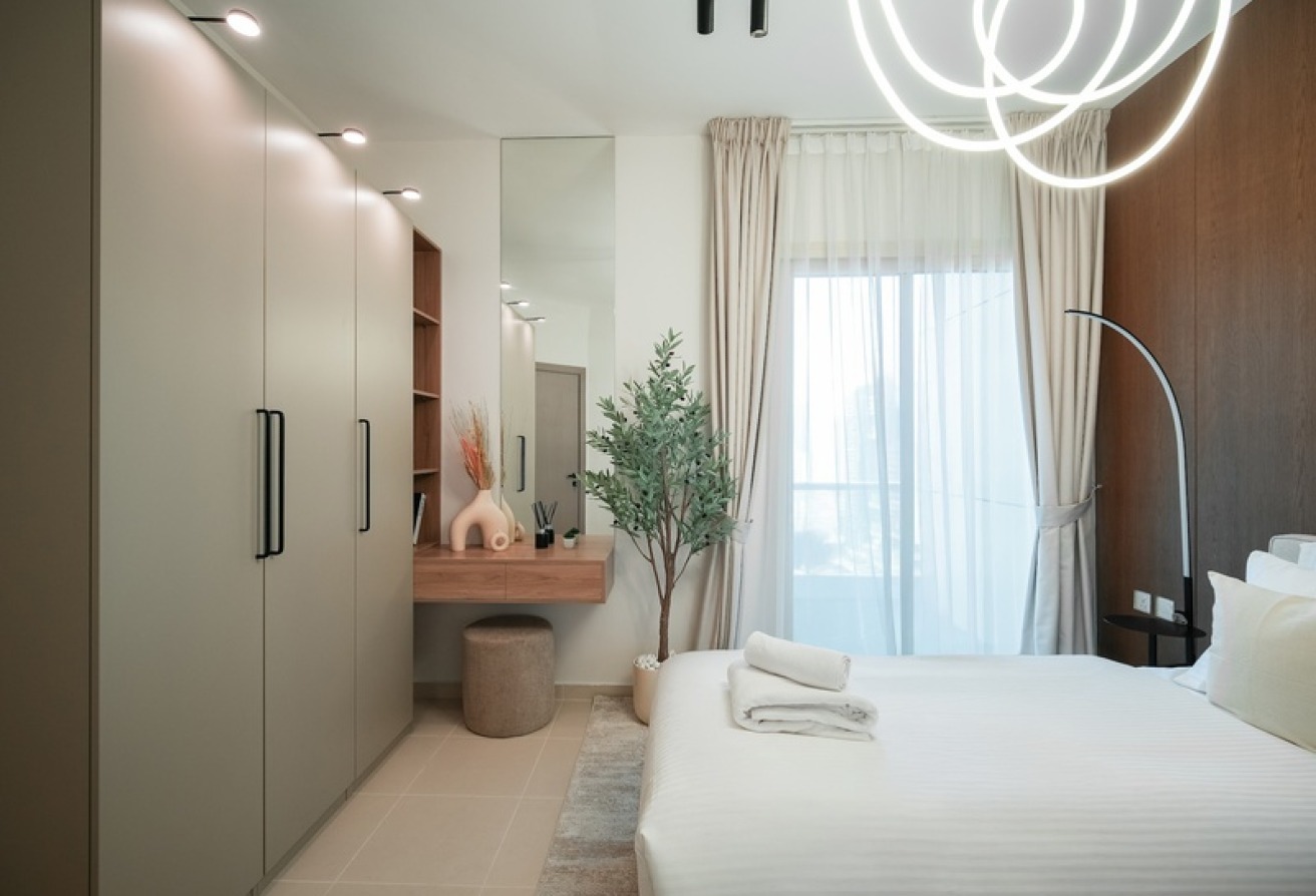 LUXURY 2BR | MARINA SKYLINE VIEWS | ROYAL OCEANIC - 11