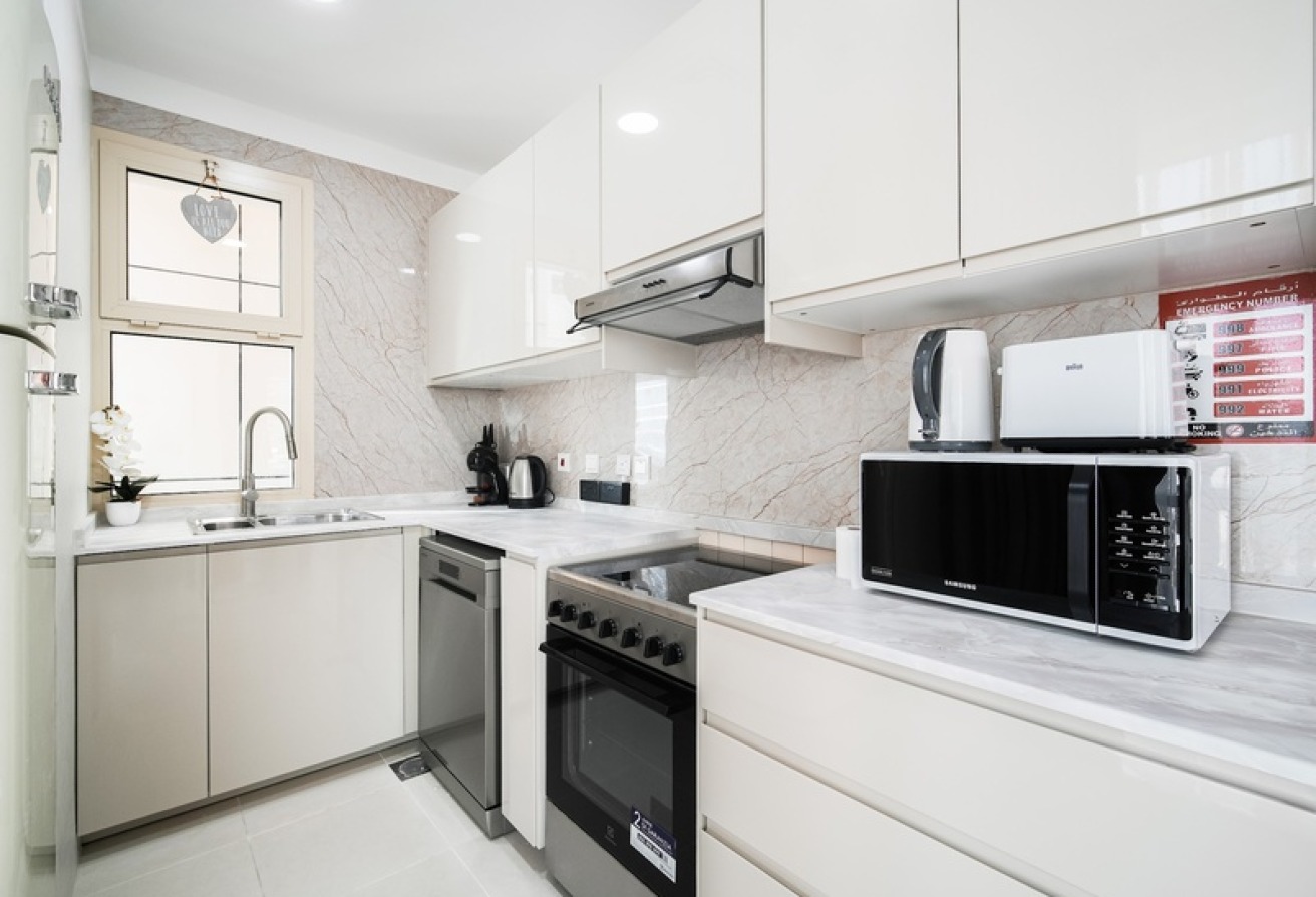 LUXURY 2BR | MARINA SKYLINE VIEWS | ROYAL OCEANIC - 5