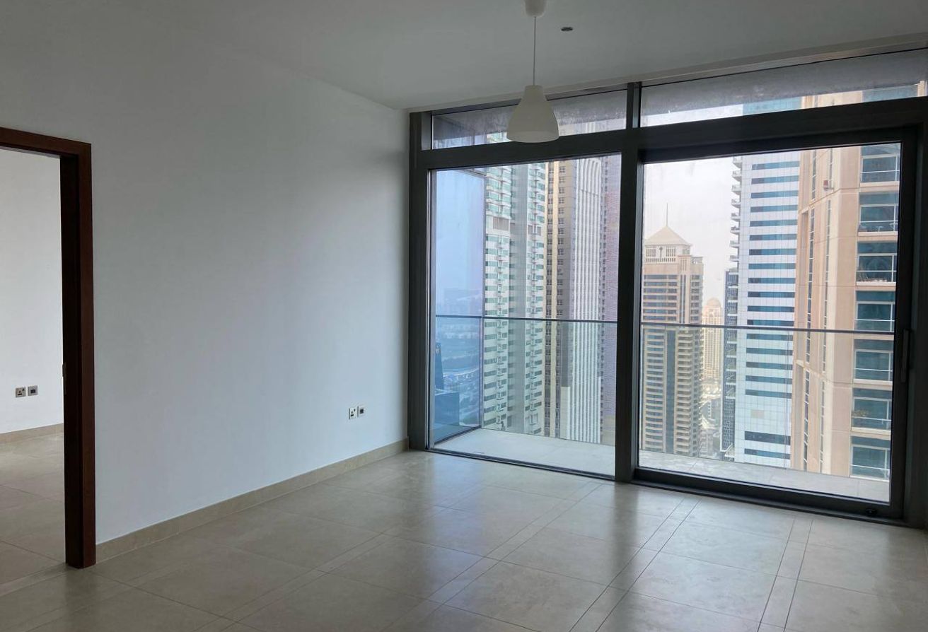 SPACIOUS 2BR | PANORAMIC VIEWS | DUBAI MARINA - 5