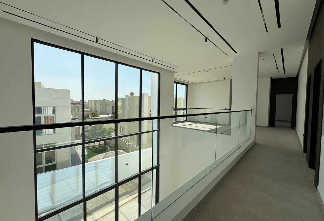 MODERN 7BR VILLA | LAVISH GARDEN | PRIME LOCATION - 11