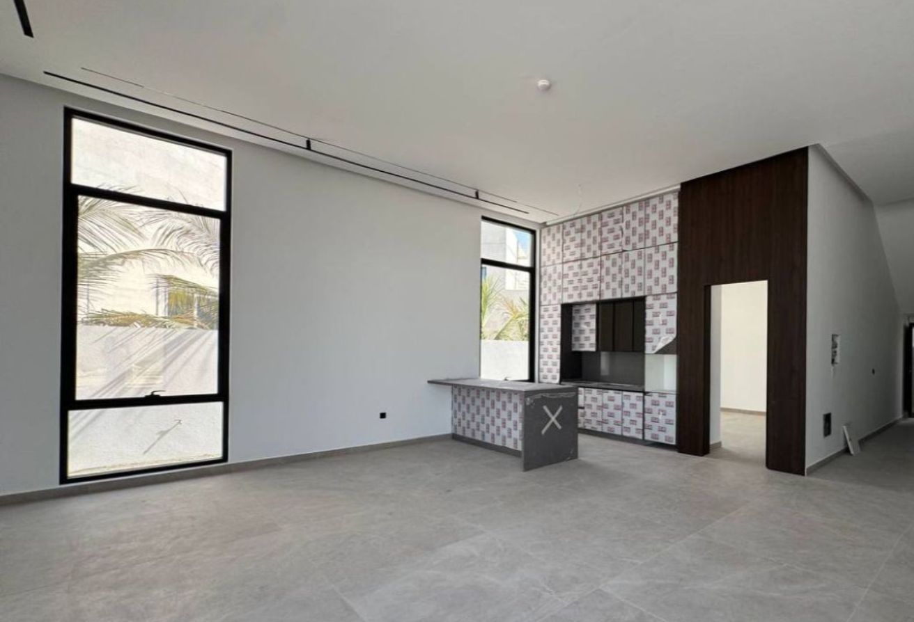 MODERN 7BR VILLA | LAVISH GARDEN | PRIME LOCATION - 15