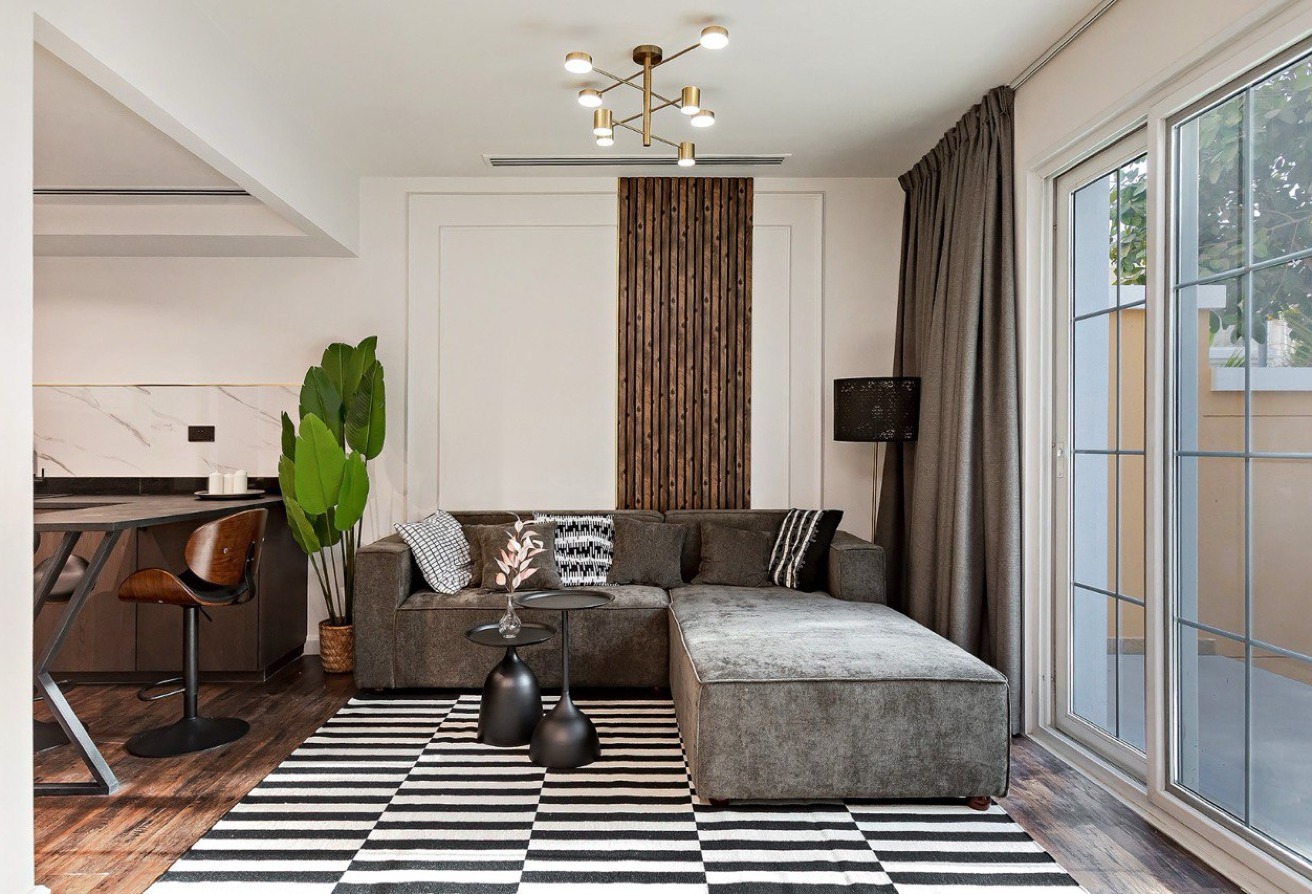 RENOVATED | FURNISHED | VACANT | PRIME LOCATION - 3