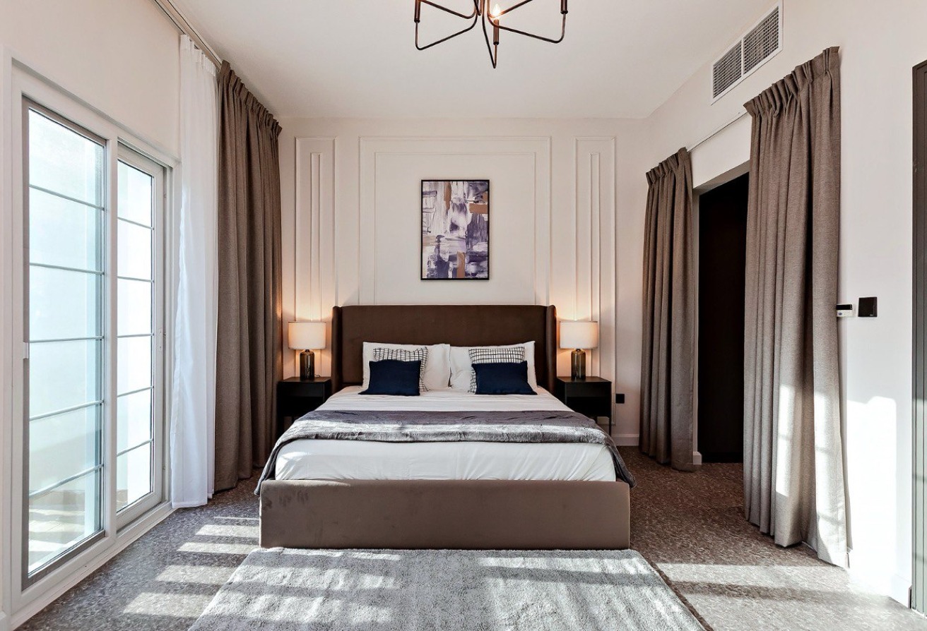 RENOVATED | FURNISHED | VACANT | PRIME LOCATION - 8