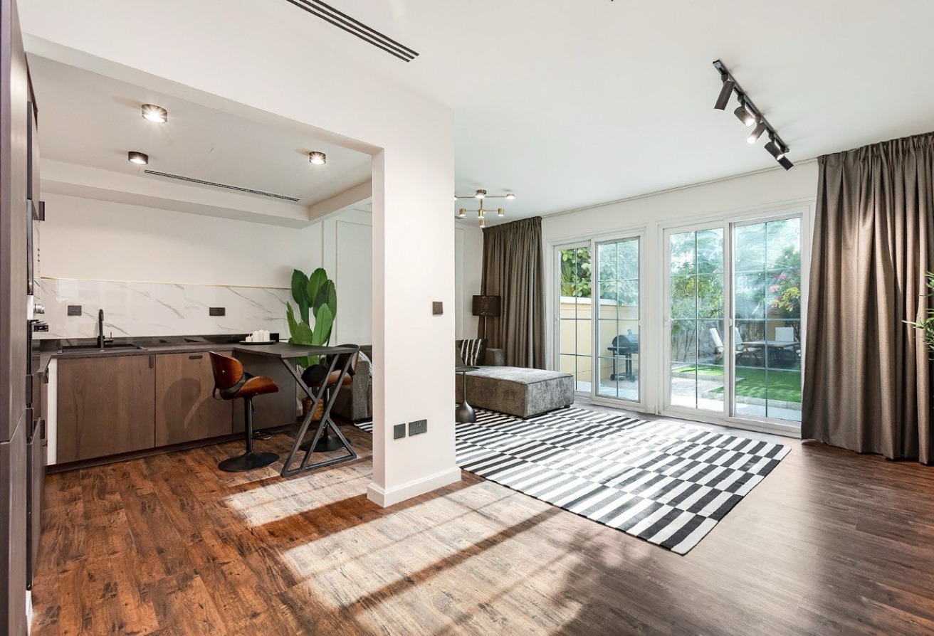 RENOVATED | FURNISHED | VACANT | PRIME LOCATION