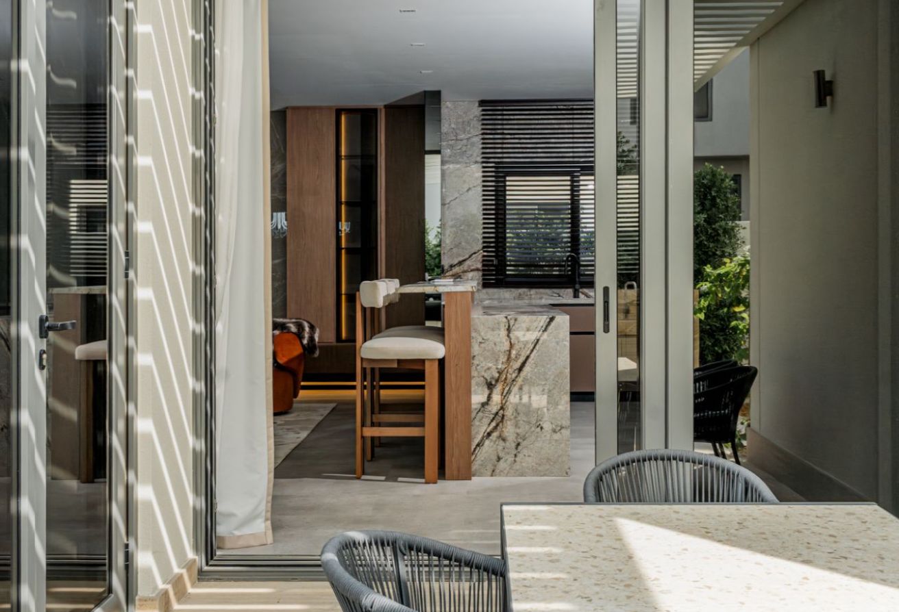 FULLY UPGRADED VILLA | OUTDOOR KITCHEN | GARDEN - 11