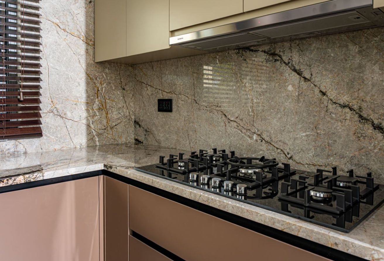 FULLY UPGRADED VILLA | OUTDOOR KITCHEN | GARDEN - 16