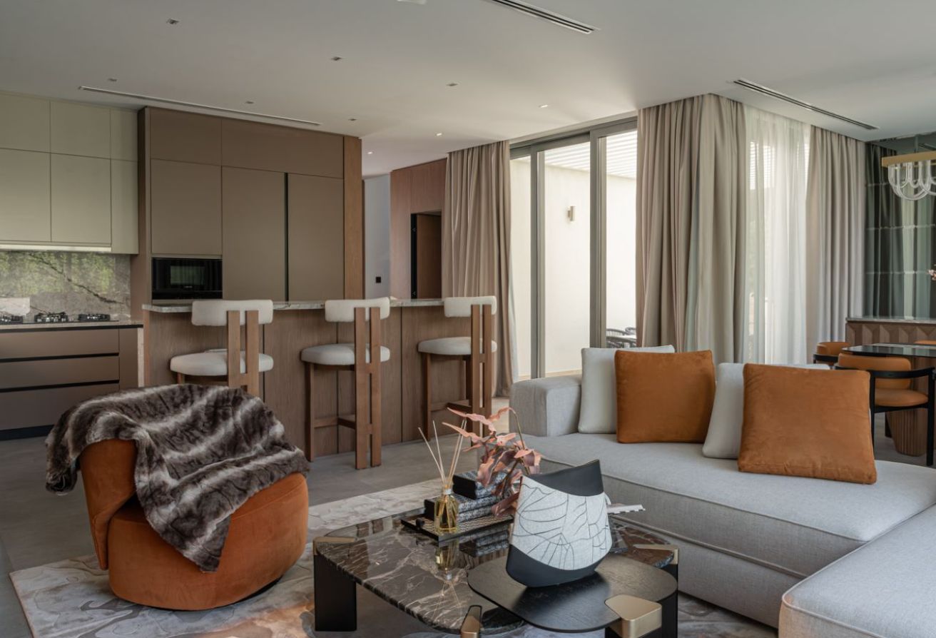 FULLY UPGRADED VILLA | OUTDOOR KITCHEN | GARDEN - 3