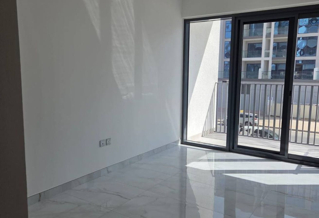 READY TO MOVE | FAMILY COMMUNITY | LAGOON VIEW