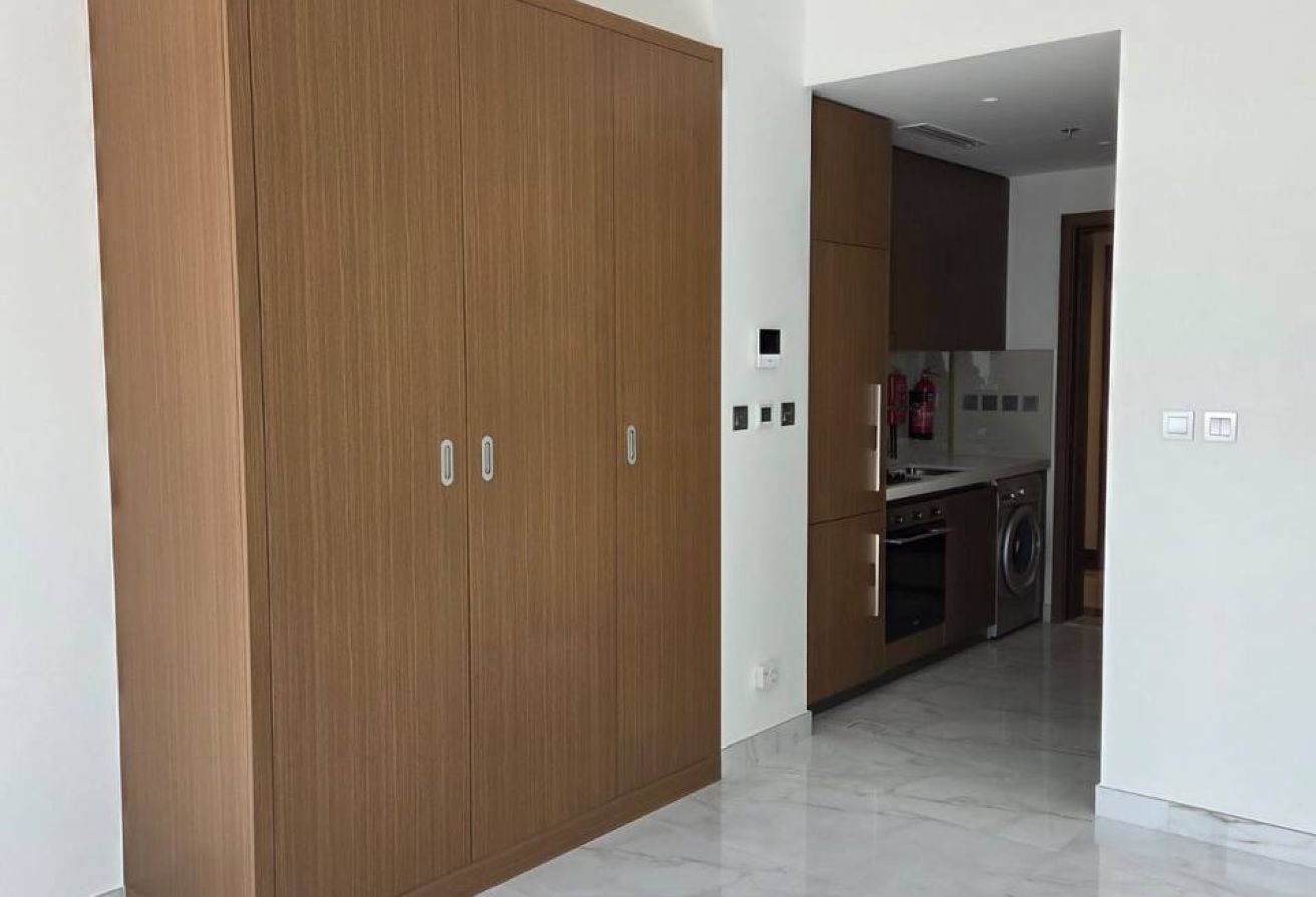 READY TO MOVE | FAMILY COMMUNITY | LAGOON VIEW - 3